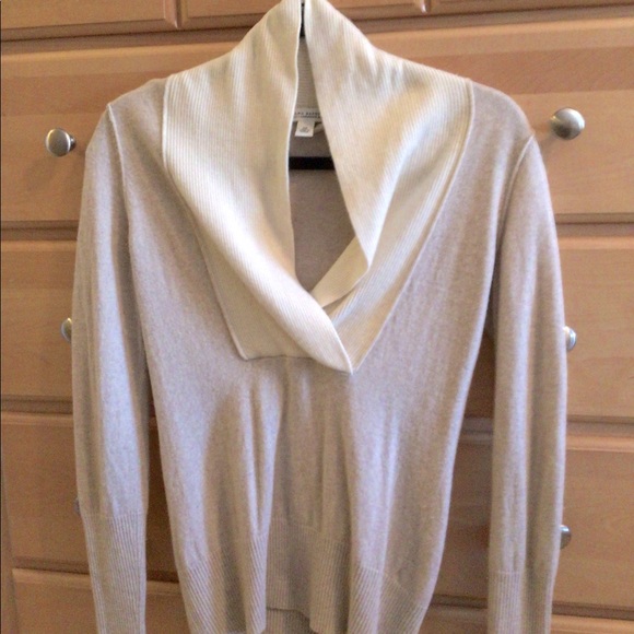 Banana Republic Luxury Cashmere Blend Sweater XS - Picture 3 of 5
